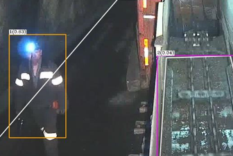 礦山採(cǎi)煤機(jī)運(yùn)行時(shí)人員入侵預(yù)警